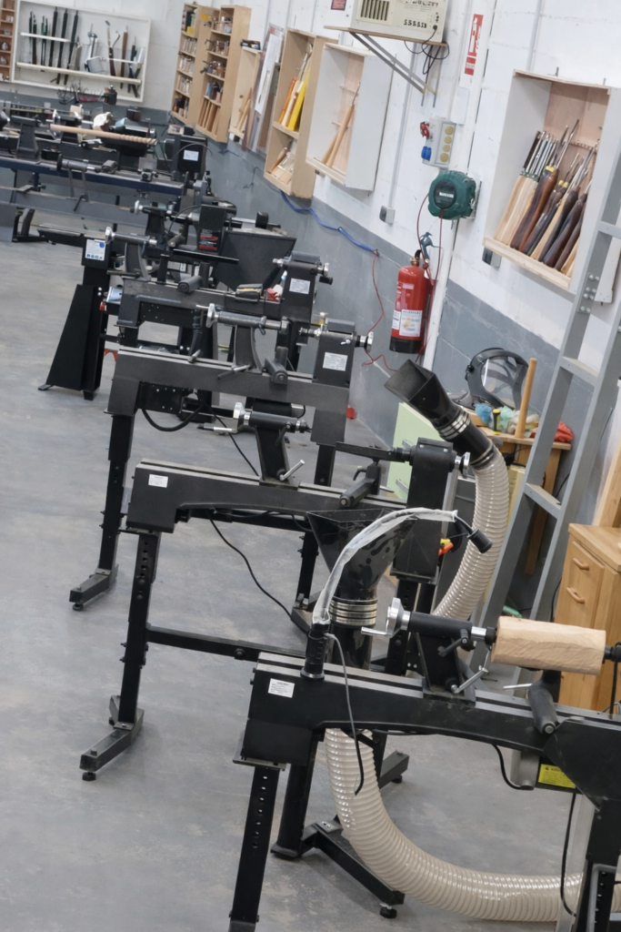 Tornos profesionales en taller de artesania en sabadell